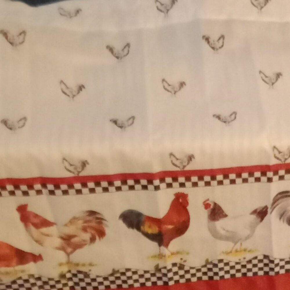 Rooster Curtain/2 panels - Picture 5 of 6